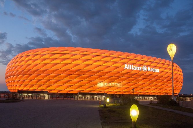 Airport Transfer: Munich Airport MUC to Munich by Luxury Van - The Ride Into Munich: Direct Transfer, Straightforward Timing