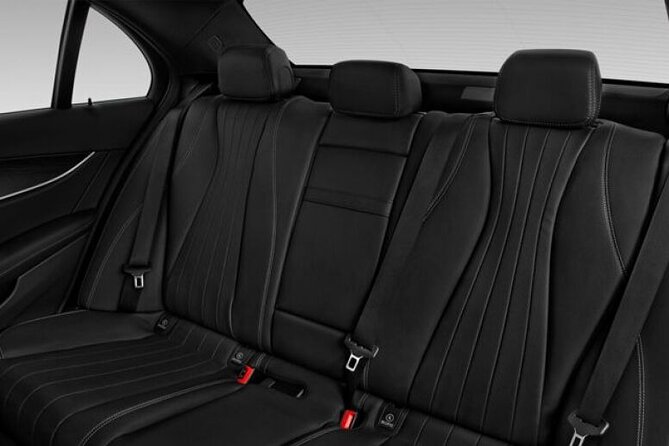 Arrival Transfer from Munich Airport to Munich City by Sedan - Who This Transfer Suits Best in Munich