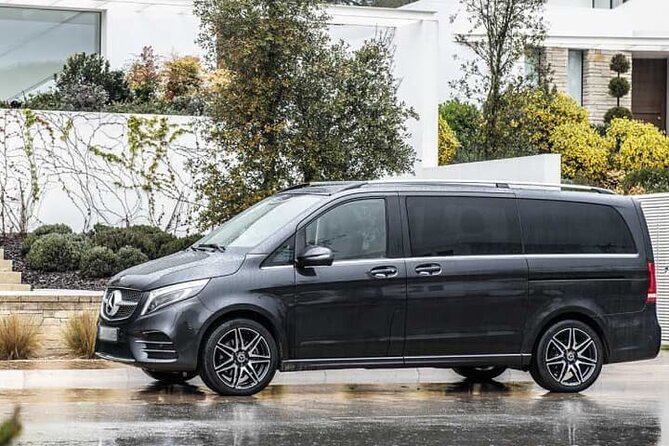 Arrival Transfer Munich Train Station to Munich by Luxury Van - Price and value: what you get for $71.69 per person