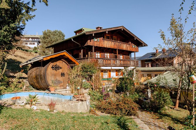 Berchtesgaden and Eagle's Nest Day Tour from Munich - From Karlsplatz to Obersalzberg: the coach ride that sets the mood