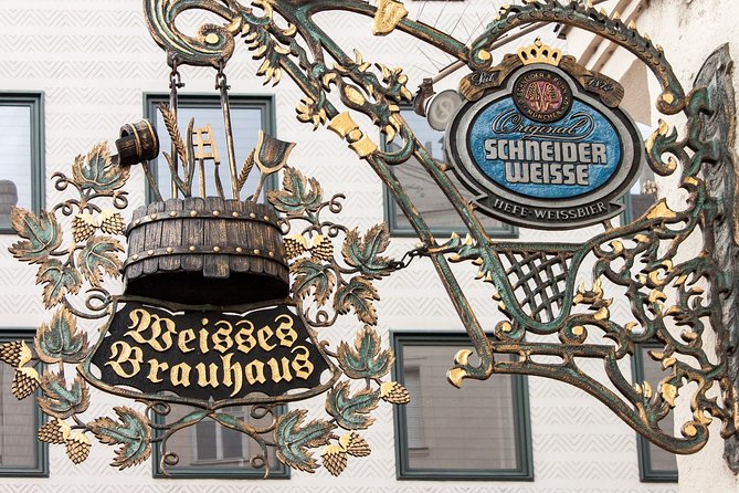 Brewing Through the Ages: A Tour of Munich's Beer Culture - Getting the most out of the beer hall conversation