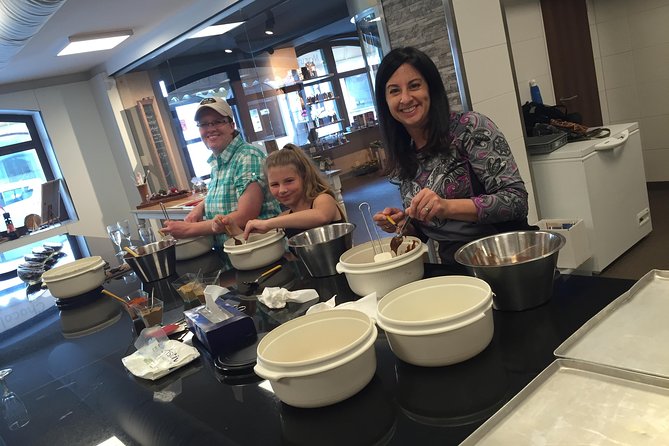 Chocolatier for a day - The Chocolate-Making Workshop: Your Bonbons to Take Home