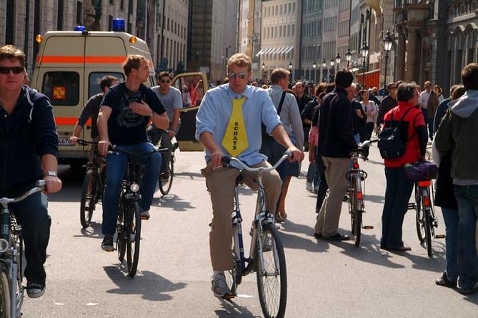 City Bike and English Garden Tour - Chinese Tower and Schwabing: variety without strain