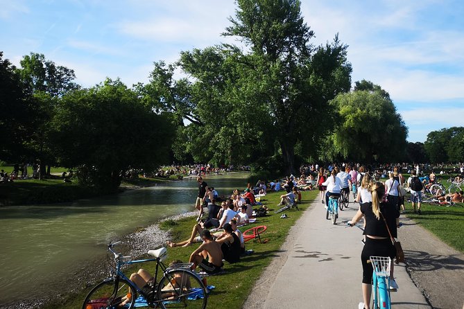 Classic Mike's Bike Tour daily @ 11.30 incl Beer Garden & Surfers - The Isar ride: why locals call it their summer beach