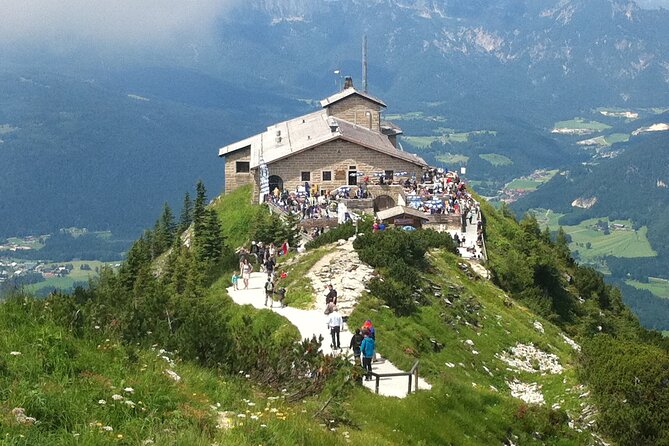 Eagle's Nest-Berchtesgaden-Obersalzberg Private Half Day WWII Historical Tour - Who This Tour Fits Best (and Who Might Skip It)