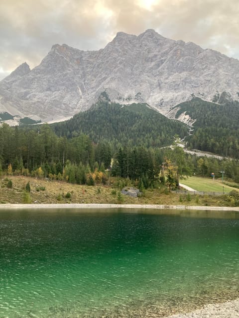Ehrwald: Hiking Tour into breath taking Nature - Zugspitz Arena trails: what makes the alpine setting feel special