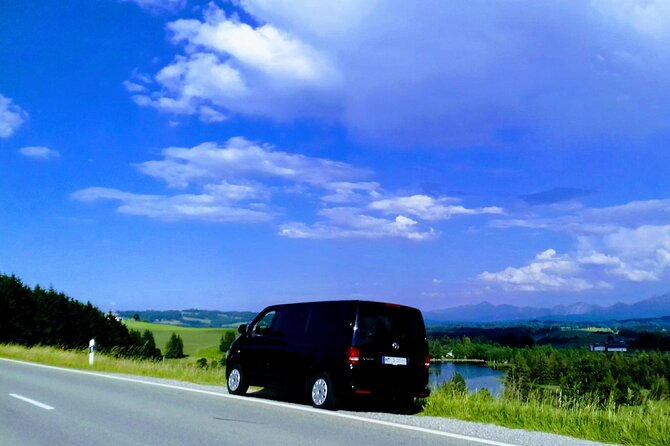 EXCLUSIVE 3 Royal Castle SKIP-THE LINE Tour of Neuschwanstein + Linderhof + Hohenschwangau from Munich - Marienbrücke and Pöllatschlucht: the viewpoints that make the day feel like a movie