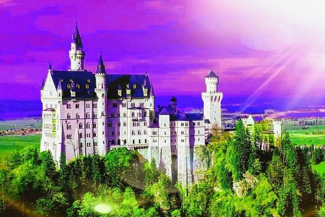 EXCLUSiVE SKIP-THE-CROWDS Neuschwanstein and Linderhof Castle Tour from Munich INCL. TICKETS - Neuschwanstein and Hohenschwangau: your ticket game plan
