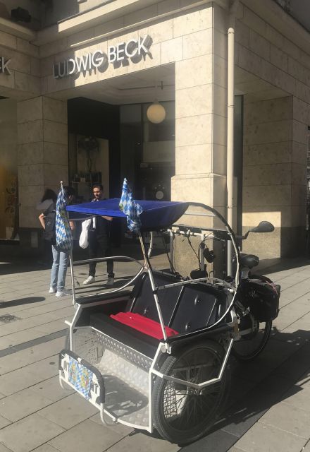 Exploring Munich in a Rikscha - Marienplatz charm: why the tour starts here
