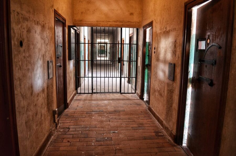 From Munich: Dachau Memorial Site Tour in Spanish - Key highlights worth planning around