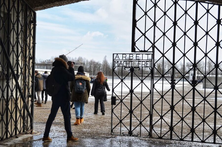 From Munich: Dachau Memorial Site Tour in Spanish - A Munich-to-Dachau trip led in Spanish (and why that matters)