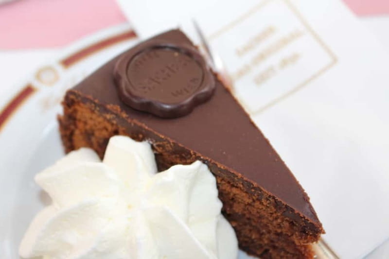 From Munich: Salzburg Day Trip by Train - The Oldest Restaurant Stop and Local Sweet Time