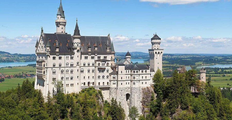 From Munich: To Neuschwanstein Castle, Linderhof, Oberammerg - Price and value: is $973 for two a good deal?