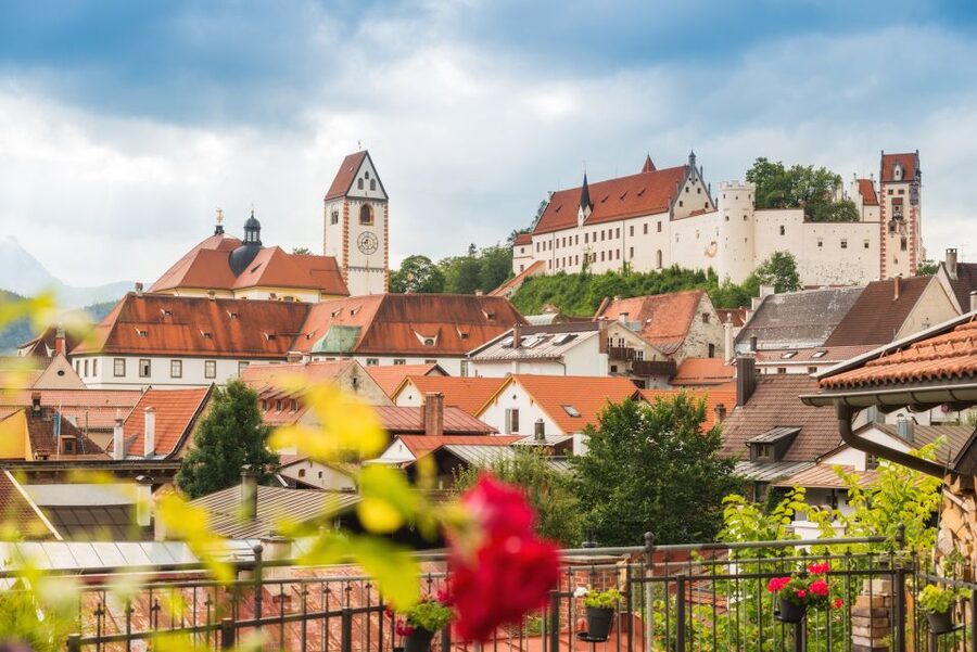 Füssen: Old Town Guided Walking Tour in German - A Small-Group Stroll Through Füssen’s Roman-to-Modern Story