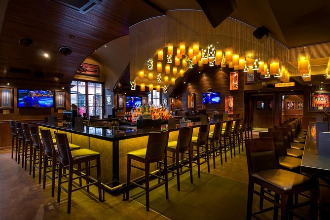 Hard Rock Cafe Munich with Set Lunch or Dinner - The food choice: classic American comfort in Munich