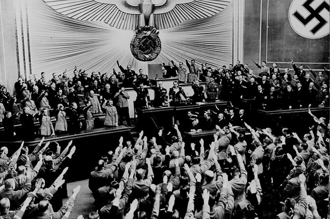 Inside the Third Reich (Private Tour) - Platz der Opfer des Nationalsozialismus: A Memorial Stop That Matters