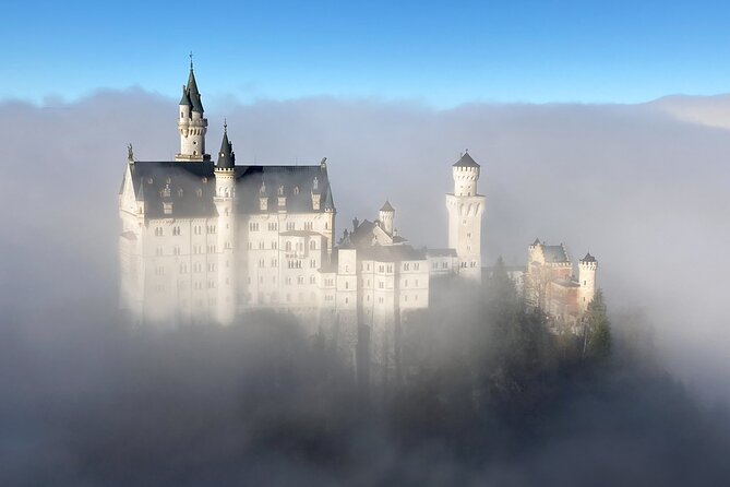 Legendary Experience of Neuschwanstein Castle - First Class Morning From Munich to Füssen