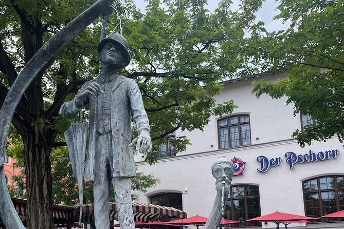 Living Deliberately Today Munich Beer Tours - Viktualienmarkt: beer with your bearings