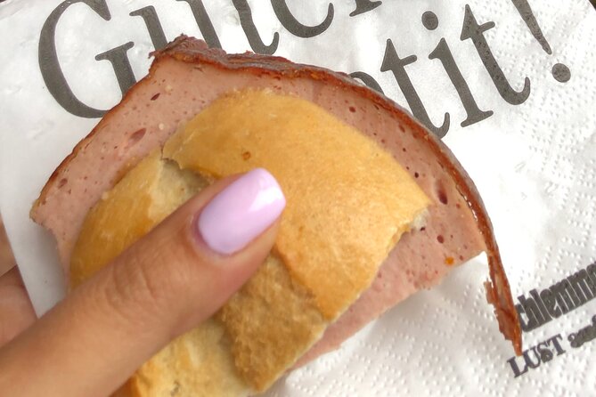 Lunch Like a Local: Munich's ORIGINAL Viktualienmarkt Food Tour - How the stops connect: quick history, then real eating time