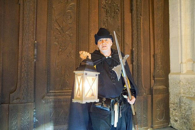 Medieval city tour with night watchman in Munich in German - Viktualienmarkt und Altstadt-Tore: Stadtmauer als Orientierungssystem