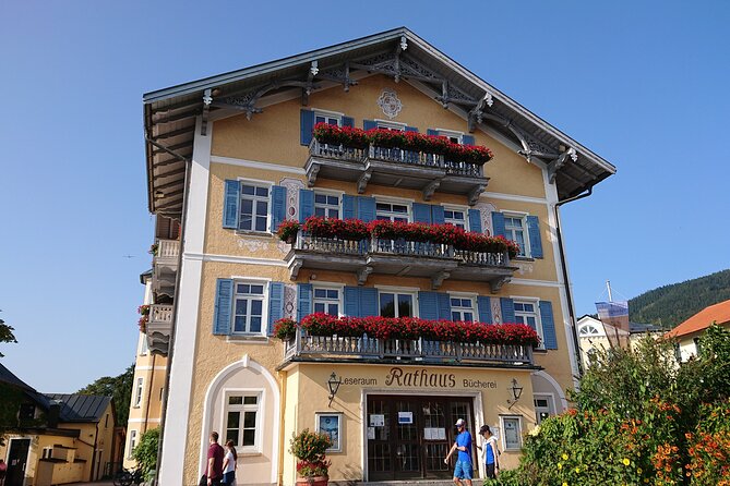 Mid-level Hiking Tour in the Bavarian Alps from Munich - Snacks included, lunch extra: planning your mountain fuel