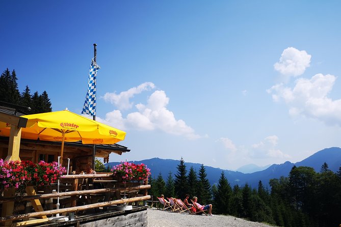 Mike's Neuschwanstein & Linderhof Private Tour from Munich - Neuschwanstein Castle: how you get up and what the visit feels like