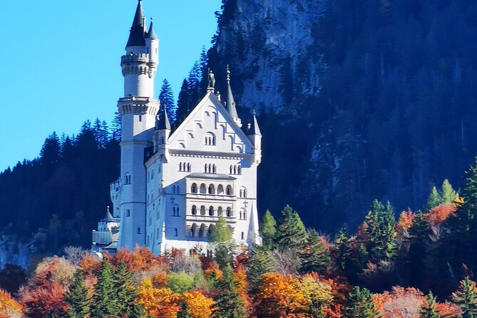 Mike's Neuschwanstein & Linderhof Private Tour from Munich - The 8:00 a.m. start: how the day stays on track