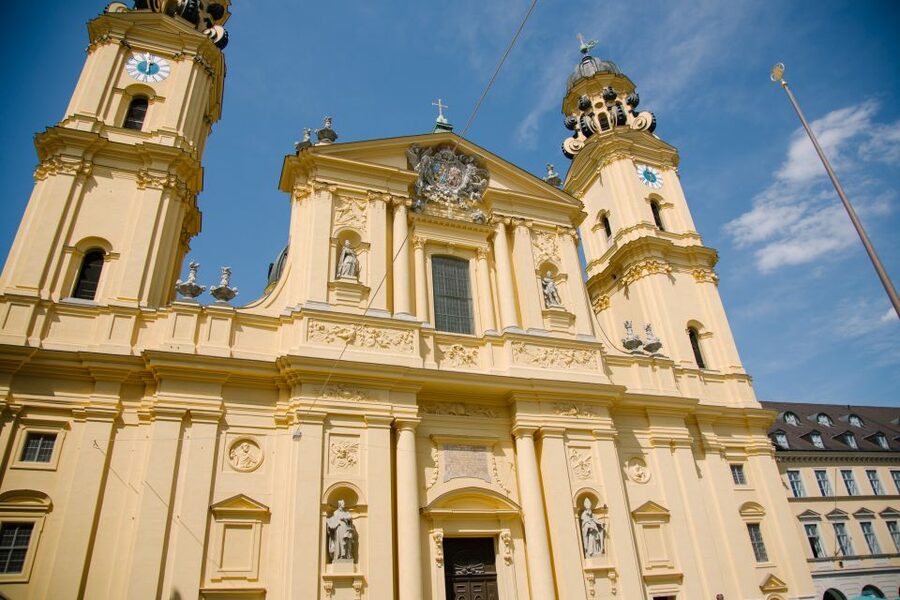 Munich 3-Hour Segway Tour: Nazi Munich & Royal Architecture - Starting at Karlsplatz 4: getting safe and confident fast