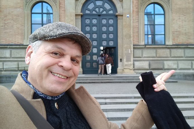 Munich: Alte Pinakothek with ticket - Location and timing: starting at Barer Str. 27