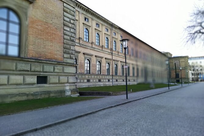 Munich: Alte Pinakothek with ticket - Practical planning tips for a smart museum morning