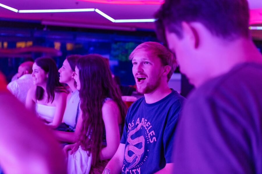 Munich: Bar and Club Crawl - End at a club: your last stop sets the night’s tone