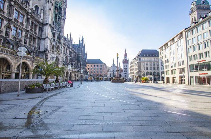 Munich: Capture the most Photogenic Spots with a Local - Hidden corners and the local storytelling that makes photos feel real