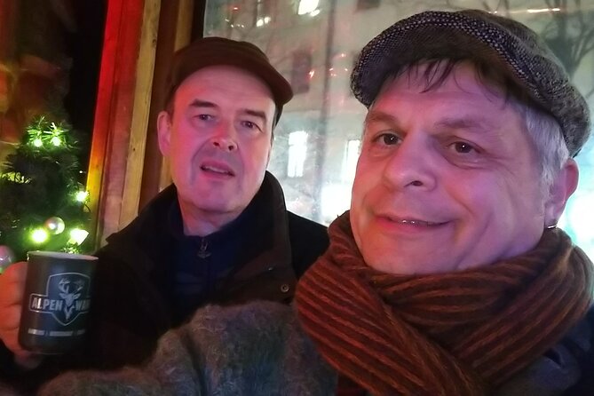 Munich Christmas Market Small Group Tour with Gingerbread Heart - Stop 4: Odeonsplatz Middle Age Market for One Last Hit of Old-World Fun