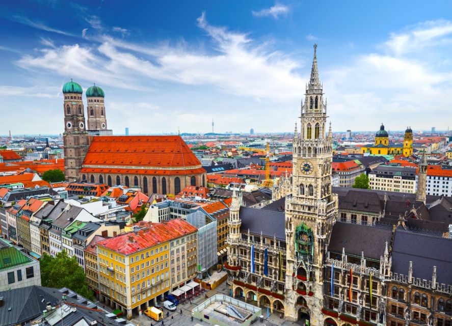 Munich: City Pass 45+ Top Attractions and Public Transport - Guided tours in Old Town and city hall: best value if you’re short on orientation time