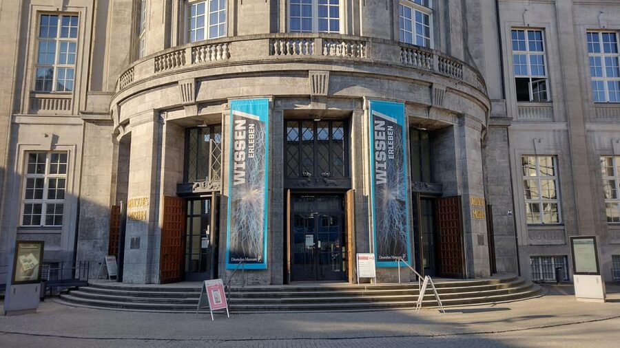 Munich: Deutsches Museum Guided Tour with Entry Ticket - Price and value: does $149 make sense?