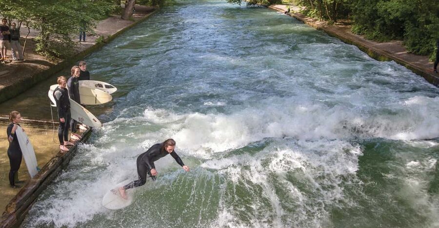 Munich: Eisbachwelle River Surfing Experience - Munich’s Eisbachwelle: the urban wave that really works