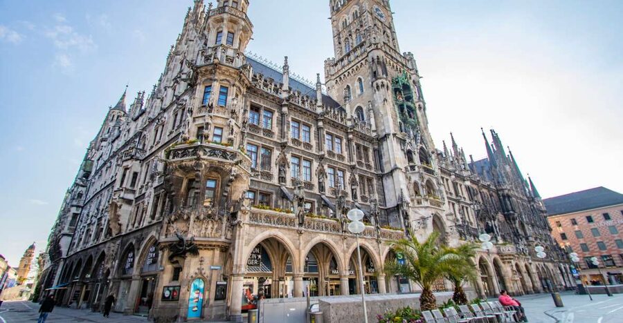 Munich: Express Walk with a Local in 90 minutes - Key things to know before you go