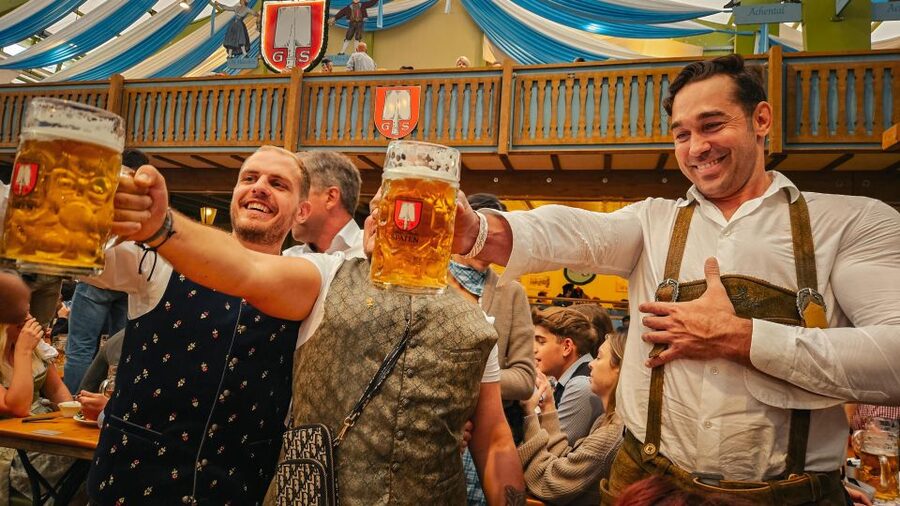 Munich: Guided Oktoberfest Experience with Beer and Lunch - Westendstraße 12 Meet-Up: Start Small, Then Go Big