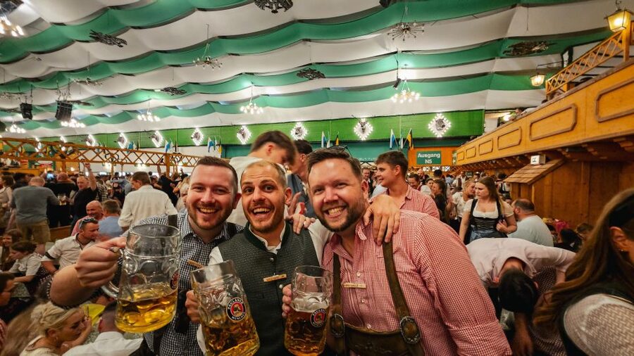 Munich: Guided Oktoberfest Experience with Beer and Lunch - Lunch That Actually Feeds You: What the Meal Looks Like