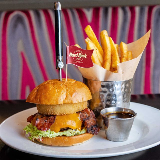 Munich: Hard Rock Cafe with Set Menu for Lunch or Dinner - Timing your lunch or dinner without getting stressed