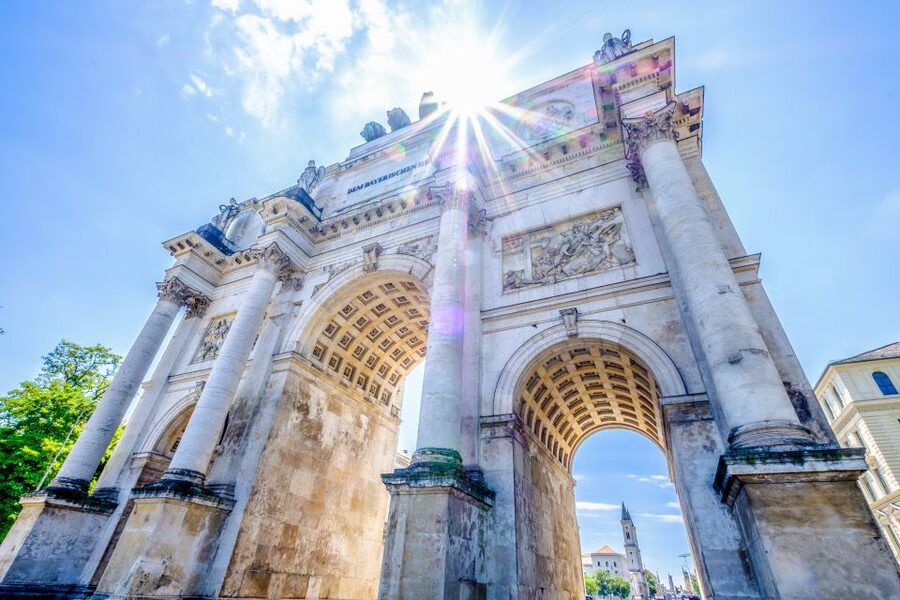 Munich Hop-On Hop-Off Tour: 1-Day or 2-Day Ticket - Who should book the Munich hop-on hop-off bus