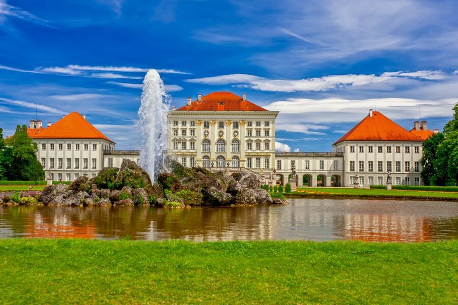 Munich Hop-On Hop-Off Tour: 1-Day or 2-Day Ticket - Upper deck rules, audio guide, and how to hop without chaos