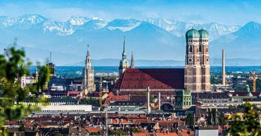 Munich: Must-See Attractions Walking Tour - Price and value: is $44 for 2 hours fair?