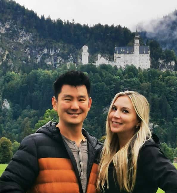 Munich: Neuschwanstein Castle by Bus with Alpine Bike Ride - Lunch at a brewery: solid fuel with castle views