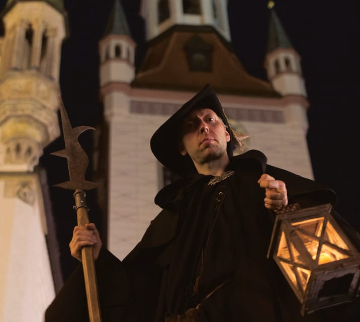 Munich: Night Watchman Tour for Kids (6 - 12 years) - 75 min - The 75-Minute Night Walk: Built for Short Attention Spans