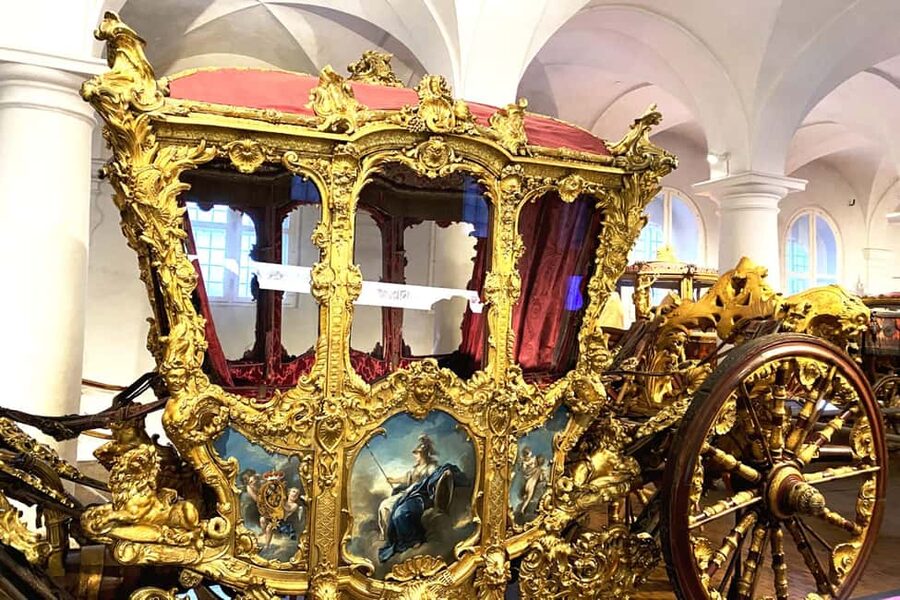 Munich Nymphenburg Palace & Carriage Museum Fast-Track Tour - Marstallmuseum in 30 minutes: why the carriage collection is a standout