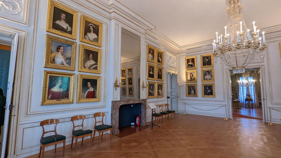 Munich: Nymphenburg Palace with official Guide - How Wolfgang’s guiding style improves the visit