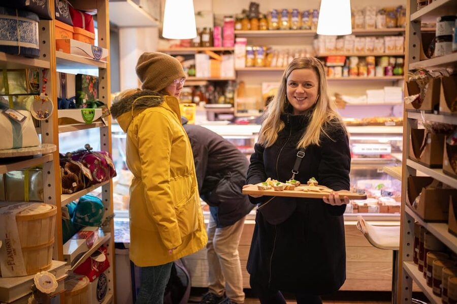 Munich: Old Town Culinary Tour - Entering Munich’s Old Town With Food First