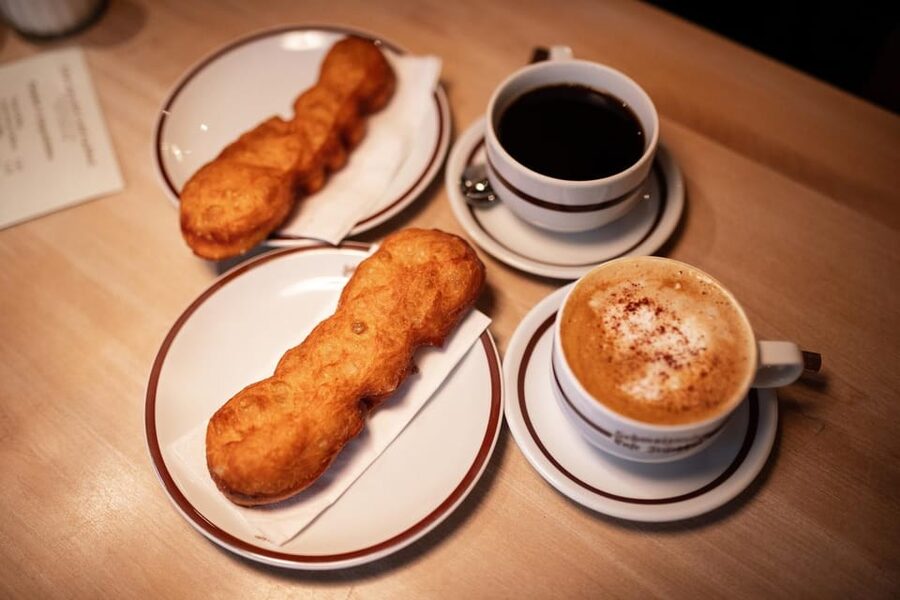 Munich: Old Town Culinary Tour - From Mariensäule to St. Peter’s: Legends You Can See