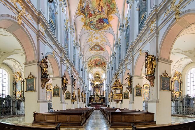 Munich Old Town Highlights Private Walking Tour - Karlsplatz and medieval gate energy